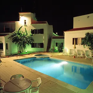 Dona Ana Garden Лагуш