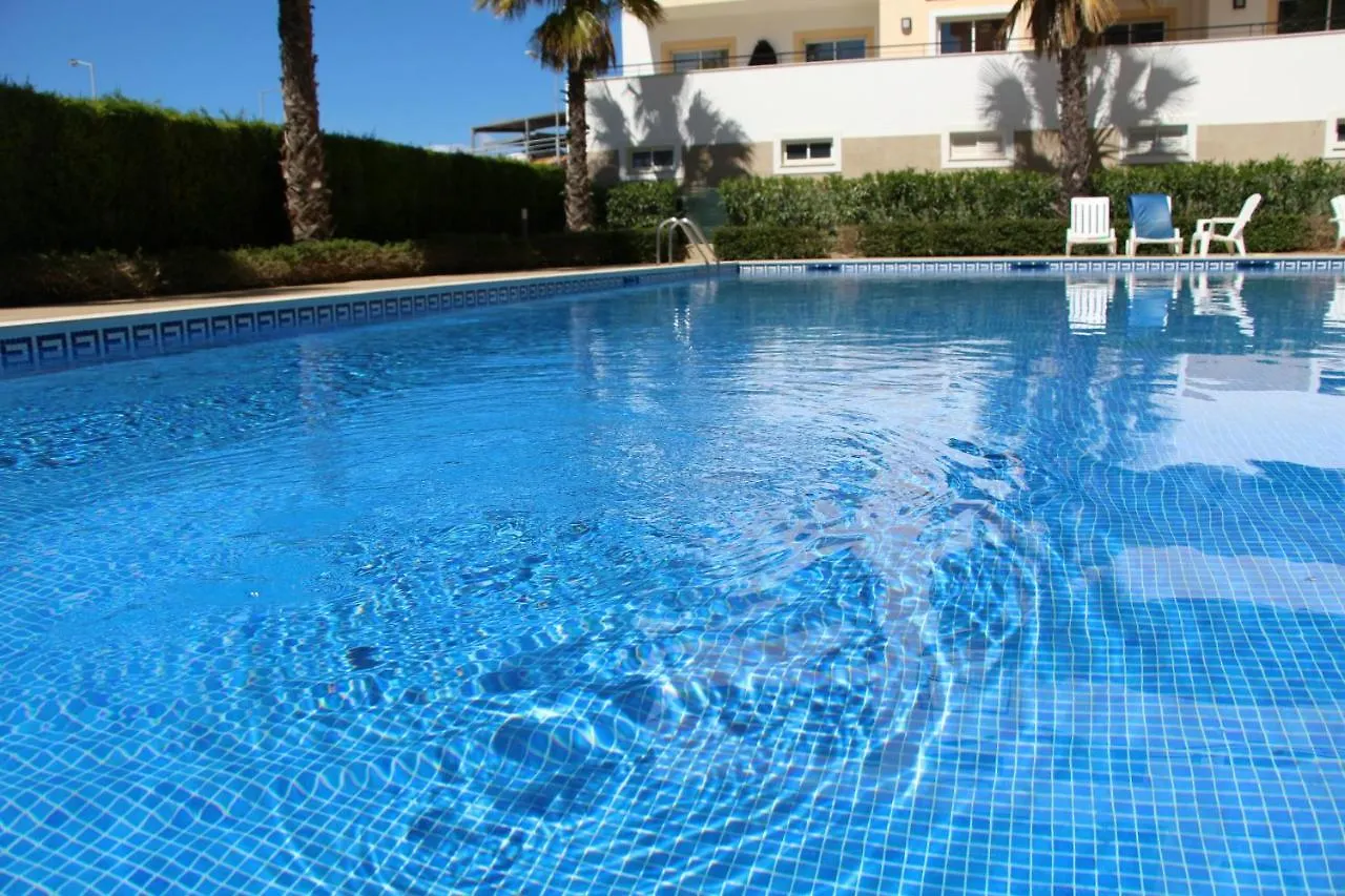 Spacious Apartment With Huge Terrace And Swimming Pool Lagos