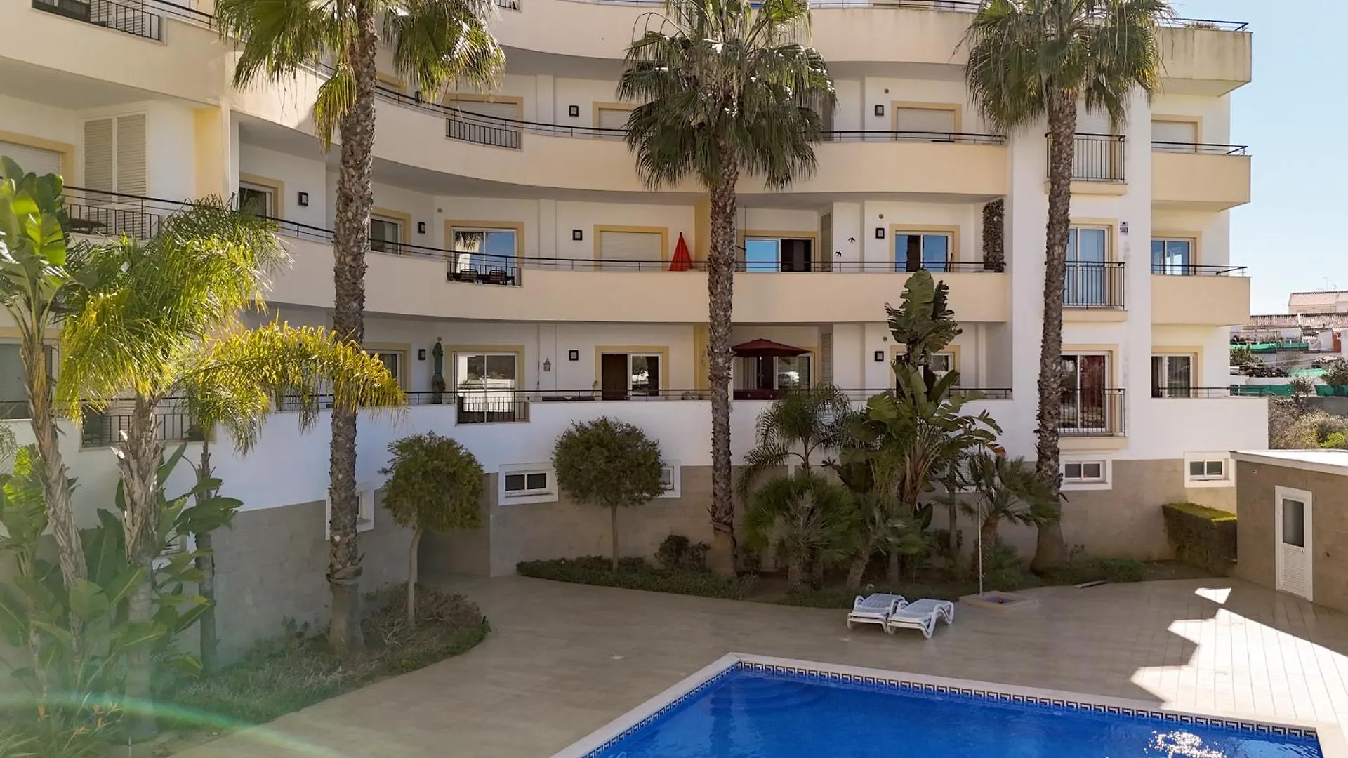 Spacious Apartment With Huge Terrace And Swimming Pool Lagos 0*,
