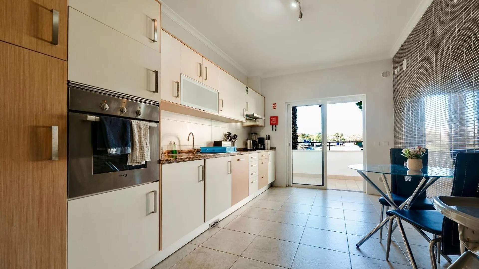 Spacious Apartment With Huge Terrace And Swimming Pool Lagos Portugal